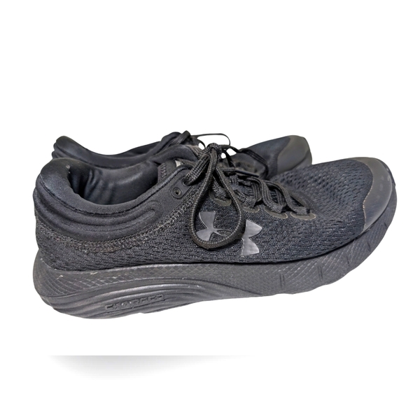 Size 7 Men's Cropped Under Armour Running Shoe - Picture 2 of 6